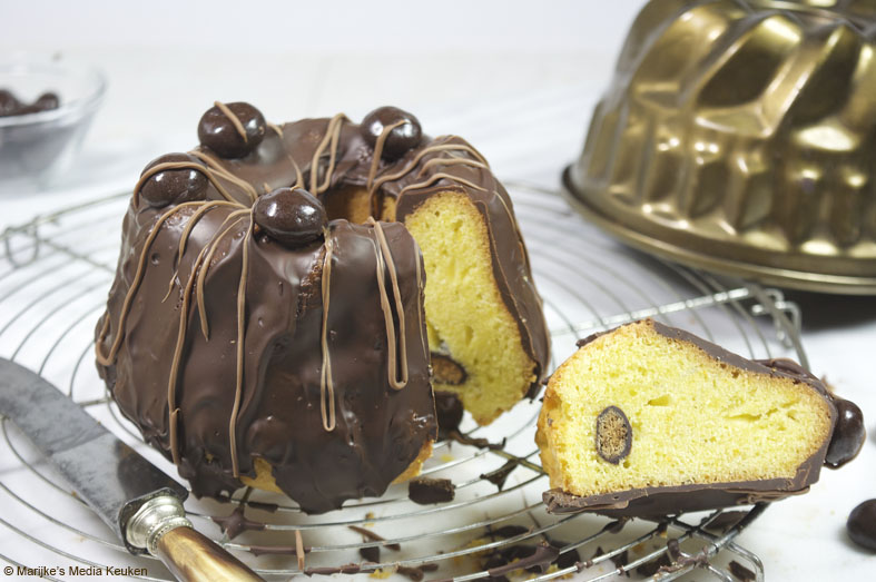 SInaasappelcake met chocolade kruidnoten