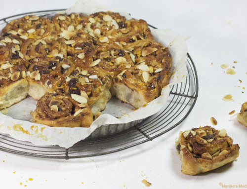 Kaneelrolletjes met noten, chocolade en sinaasappel